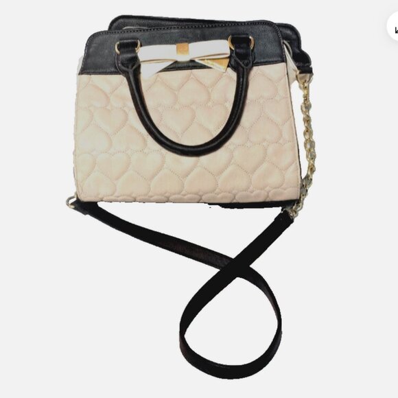 Betsey Johnson Be Mine Cream & Black Leather Satchel Bag Purse Heart Charm - Picture 1 of 5
